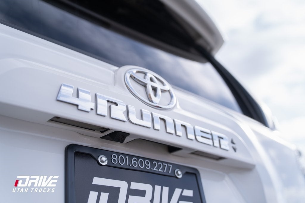 2022 Toyota 4Runner SR5