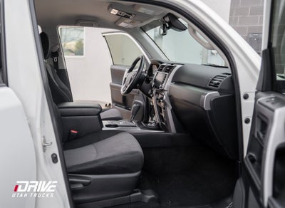 2022 Toyota 4Runner SR5