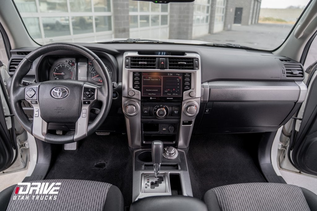 2022 Toyota 4Runner SR5