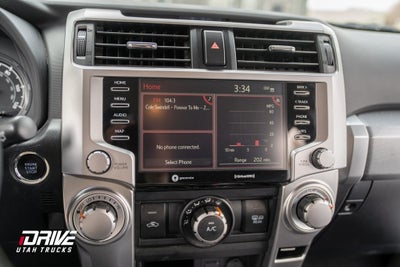 2022 Toyota 4Runner SR5