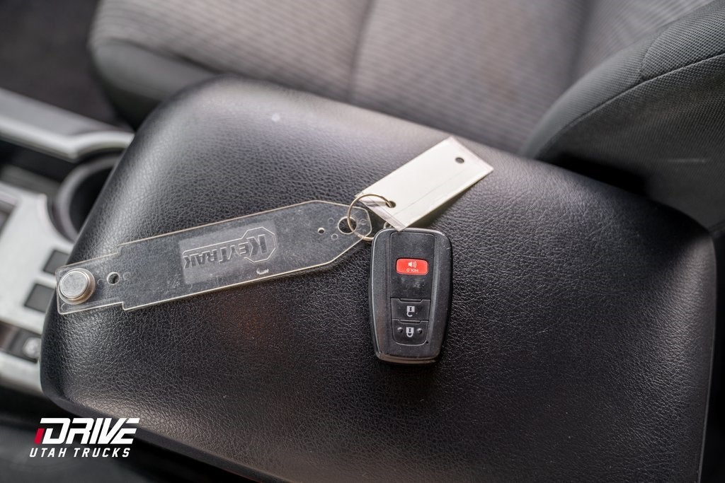 2022 Toyota 4Runner SR5