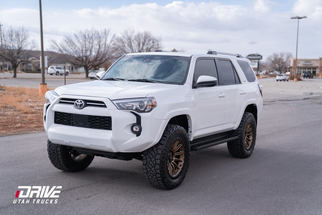 2022 Toyota 4Runner SR5
