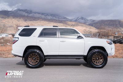 2022 Toyota 4Runner SR5