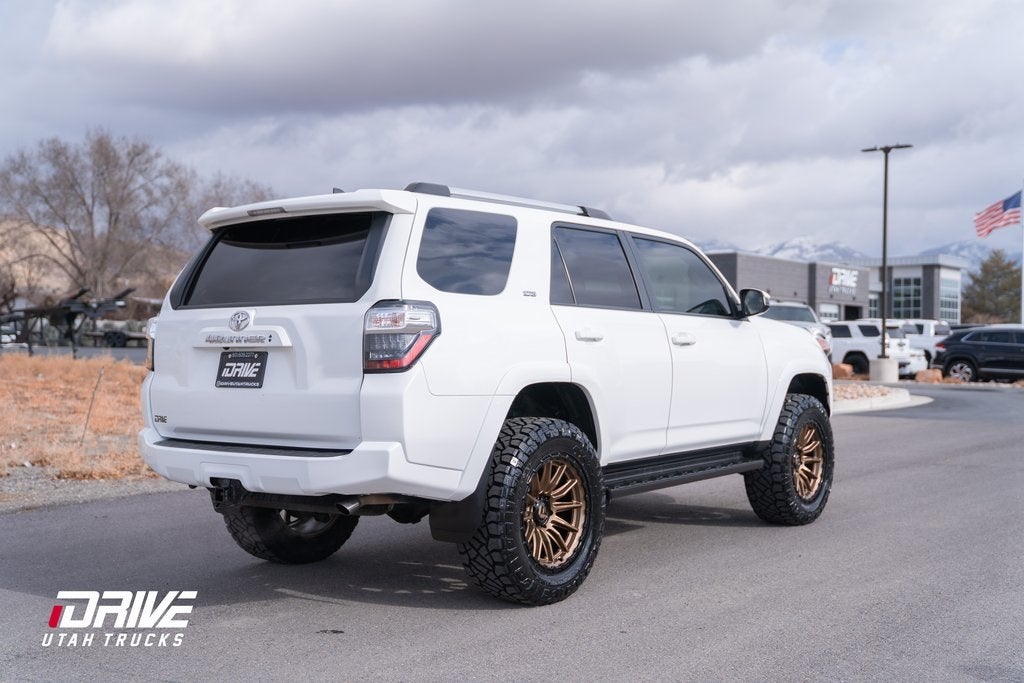 2022 Toyota 4Runner SR5