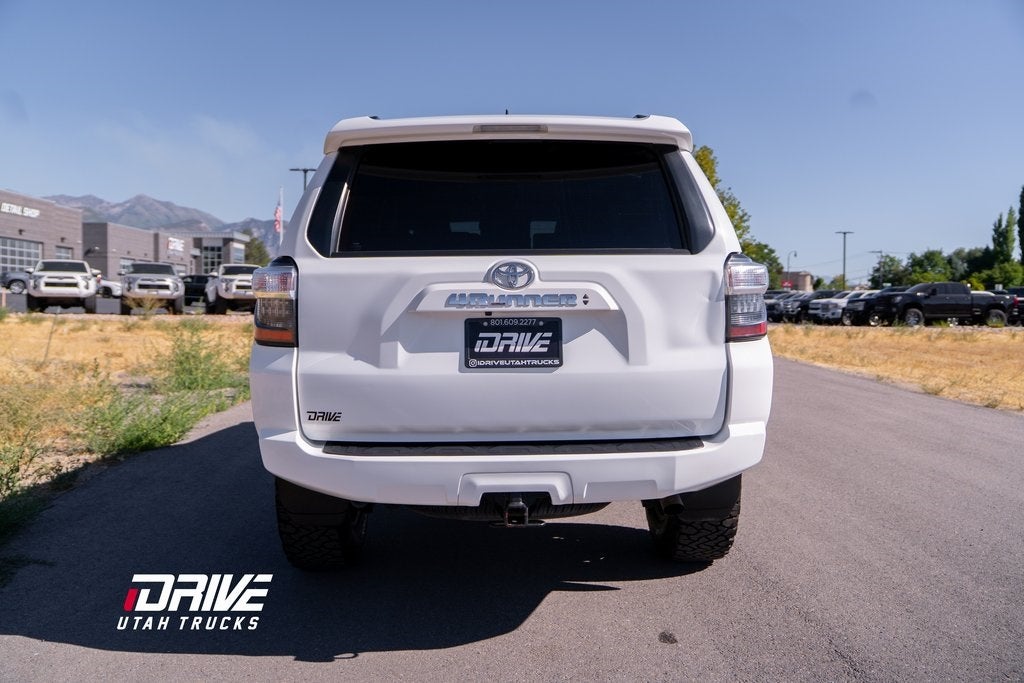 2022 Toyota 4Runner SR5