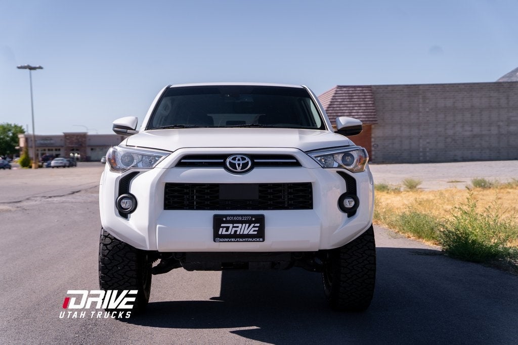 2022 Toyota 4Runner SR5