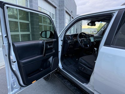 2021 Toyota 4Runner TRD Off-Road