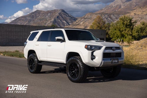 2022 Toyota 4Runner TRD Off-Road