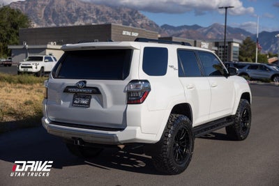 2022 Toyota 4Runner TRD Off-Road