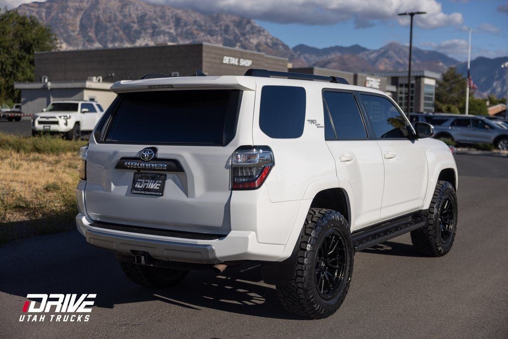 2022 Toyota 4Runner TRD Off-Road