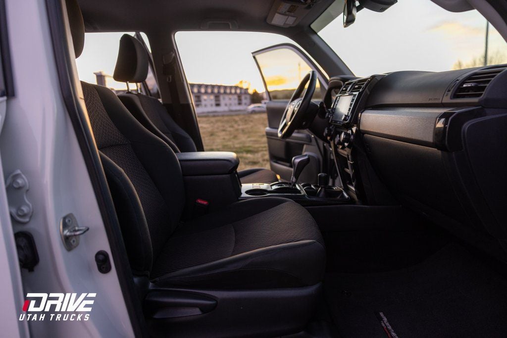 2022 Toyota 4Runner TRD Off-Road