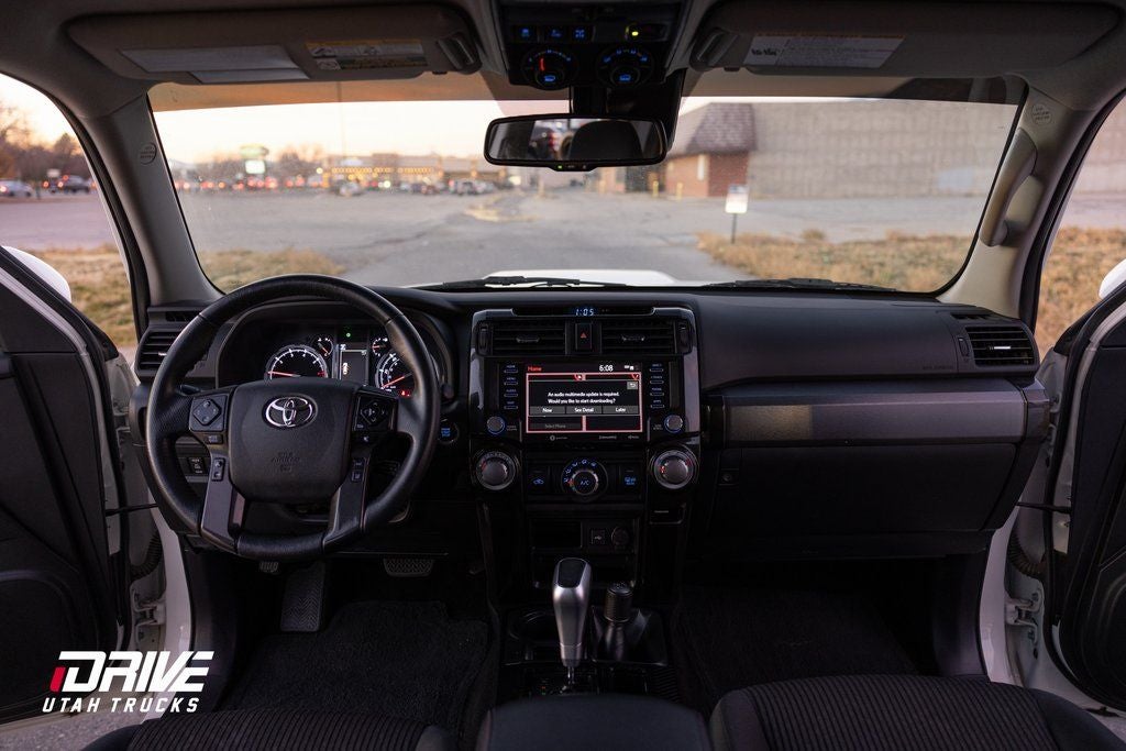 2022 Toyota 4Runner TRD Off-Road