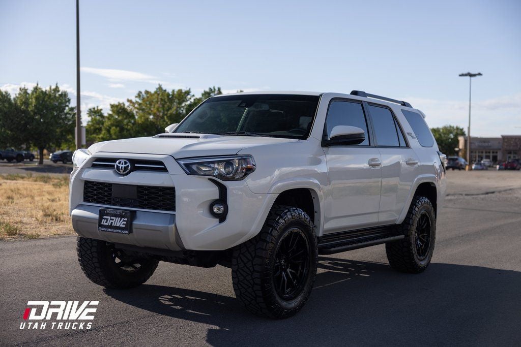 2022 Toyota 4Runner TRD Off-Road