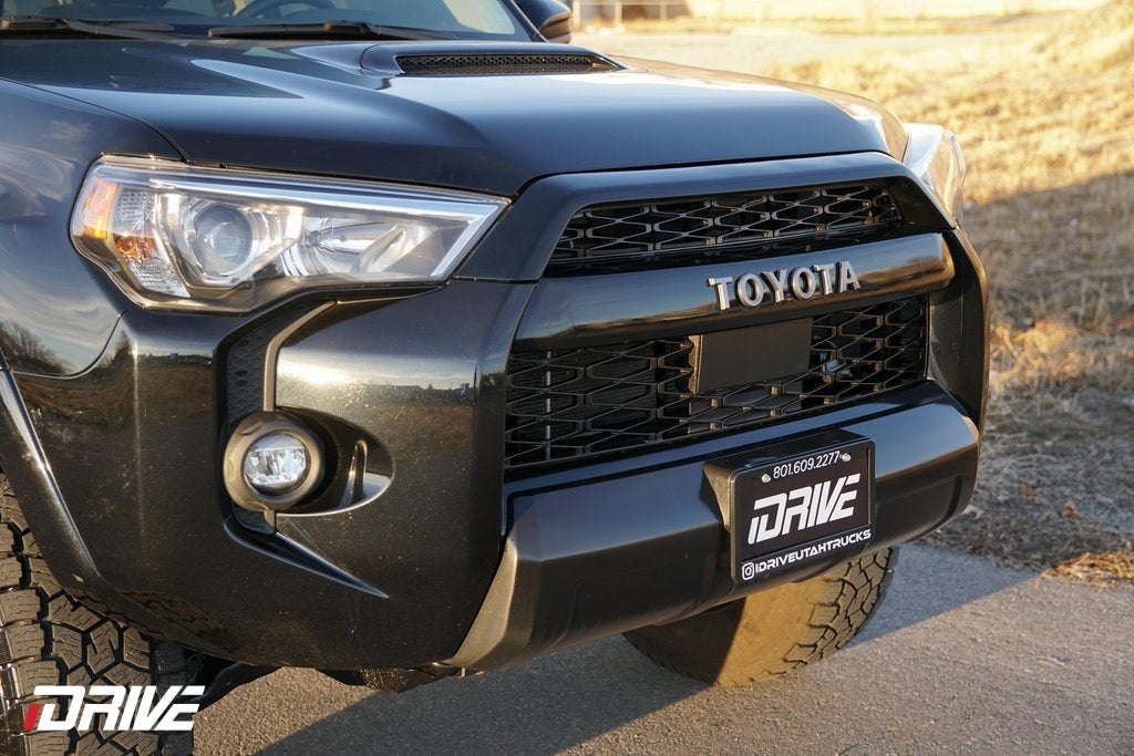 2022 Toyota 4Runner TRD Off-Road Premium