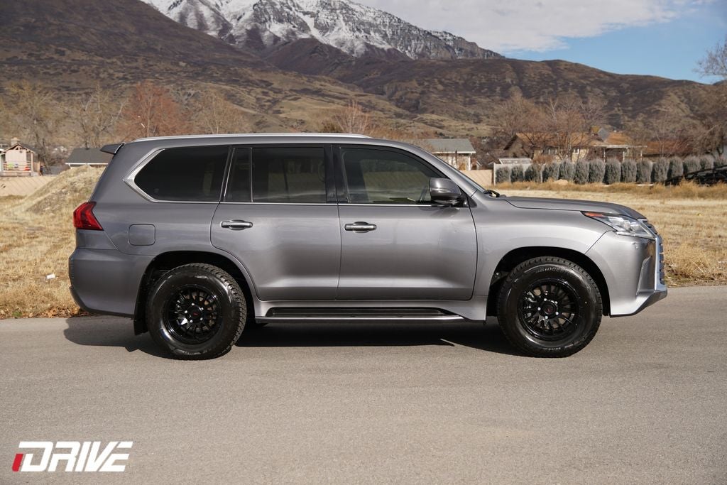 2016 Lexus LX 570