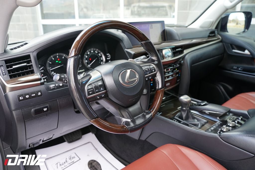 2016 Lexus LX 570