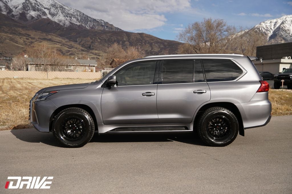 2016 Lexus LX 570