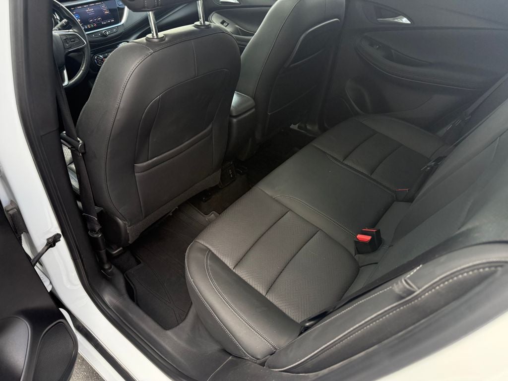 2021 Buick Encore GX Essence
