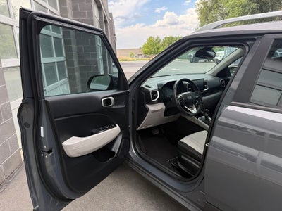2023 Hyundai Venue SEL