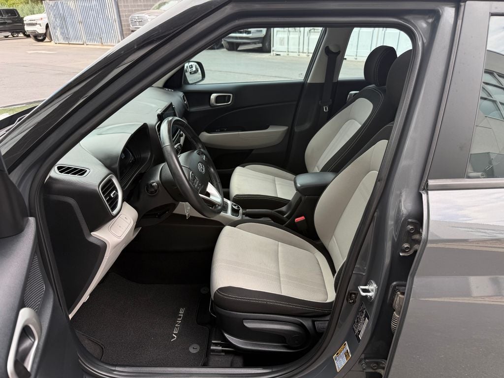 2023 Hyundai Venue SEL