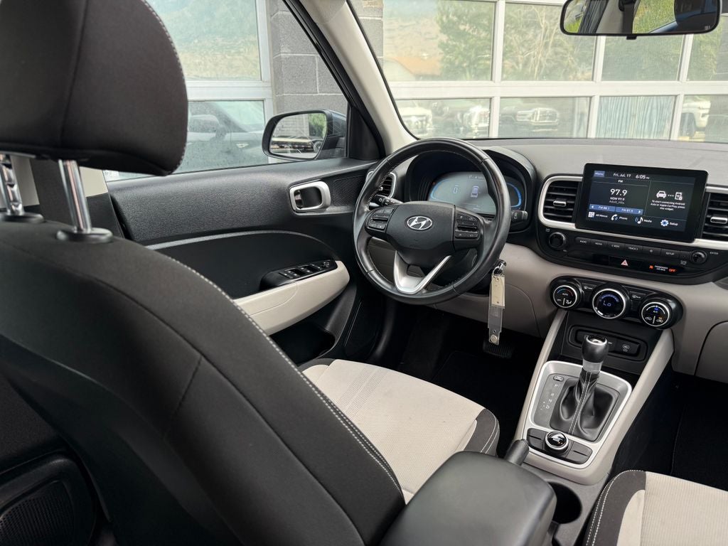 2023 Hyundai Venue SEL