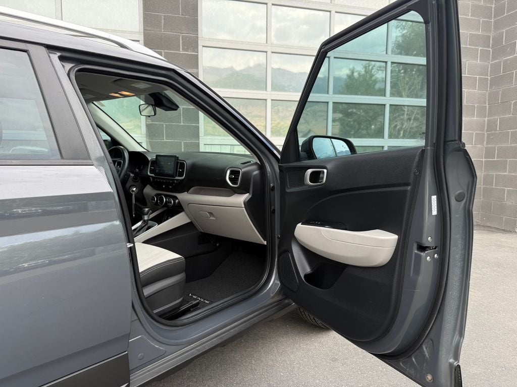 2023 Hyundai Venue SEL