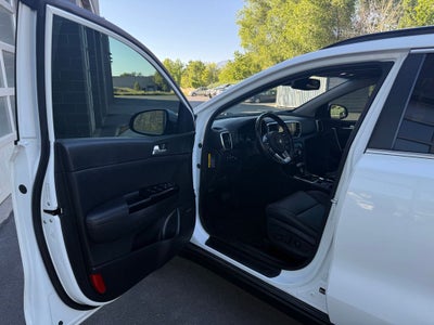 2020 Kia Sportage EX