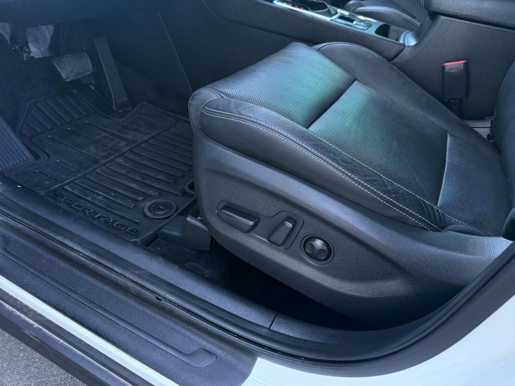 2020 Kia Sportage EX