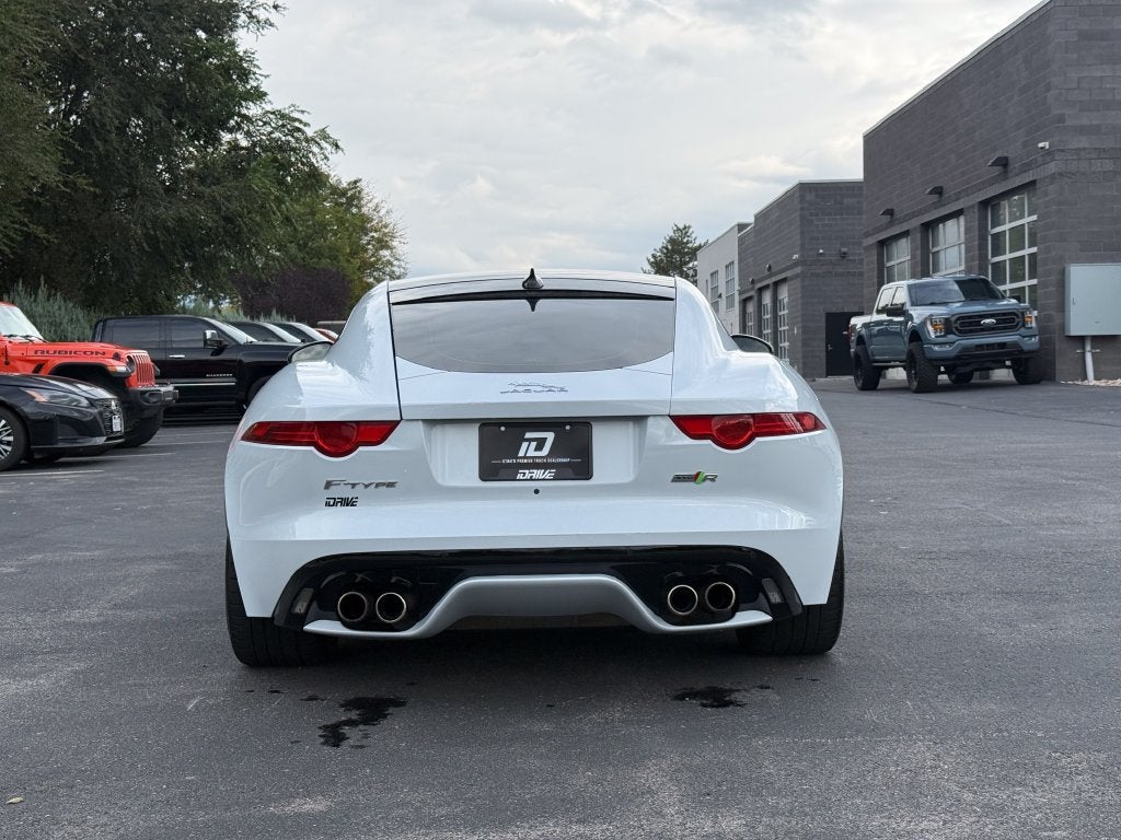 2016 Jaguar F-TYPE R