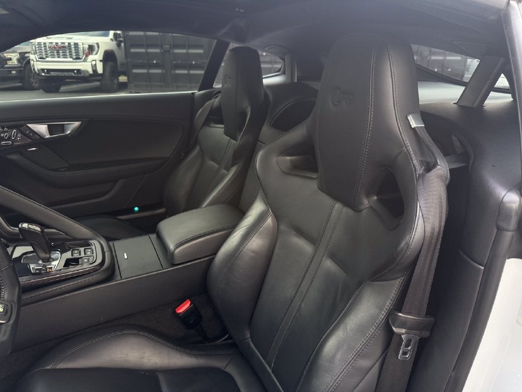 2016 Jaguar F-TYPE R