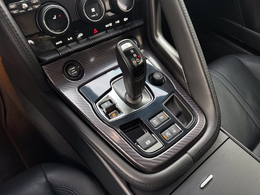 2016 Jaguar F-TYPE R