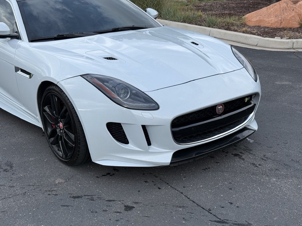 2016 Jaguar F-TYPE R
