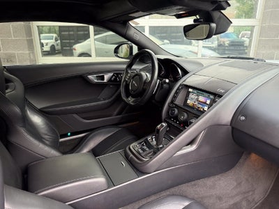 2016 Jaguar F-TYPE R