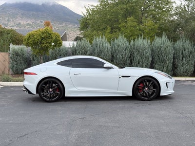 2016 Jaguar F-TYPE R