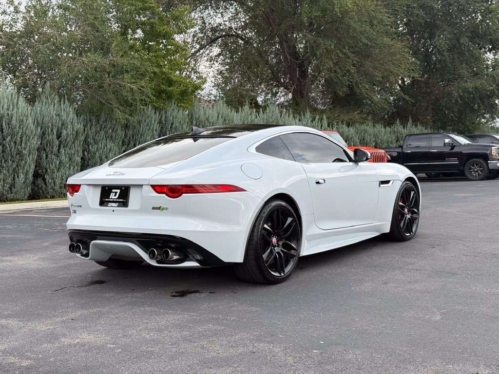 2016 Jaguar F-TYPE R