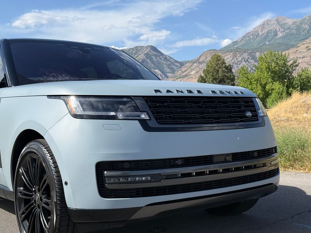 2023 Land Rover Range Rover SE