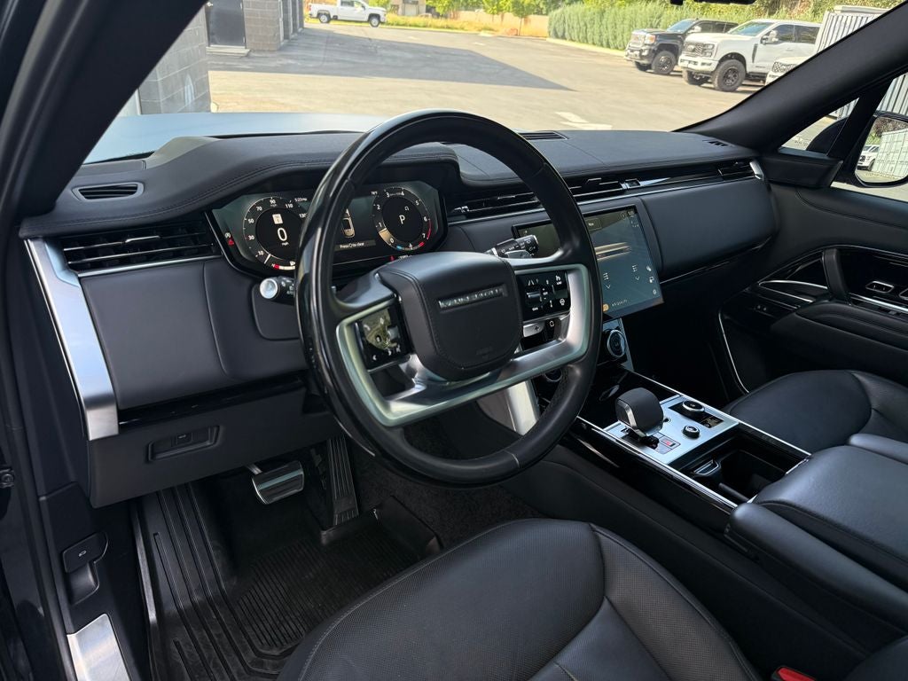 2023 Land Rover Range Rover SE