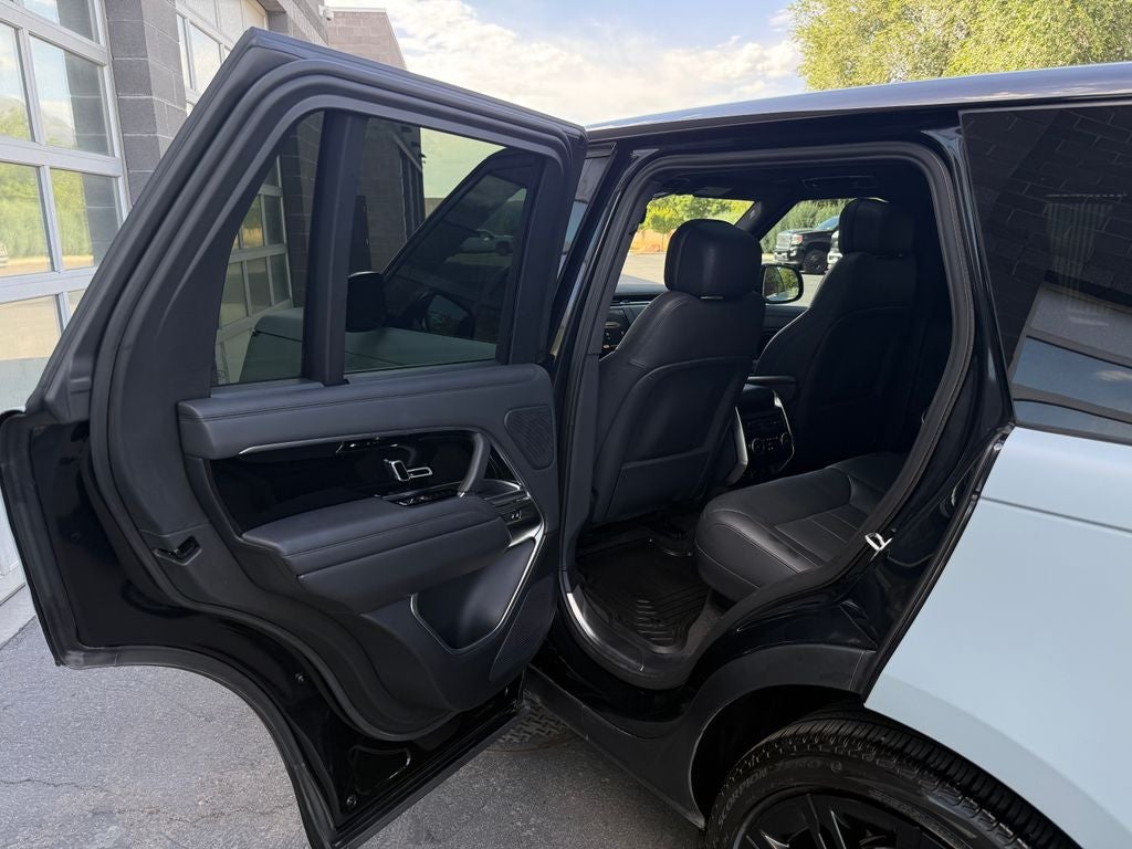 2023 Land Rover Range Rover SE
