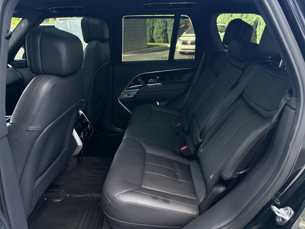 2023 Land Rover Range Rover SE