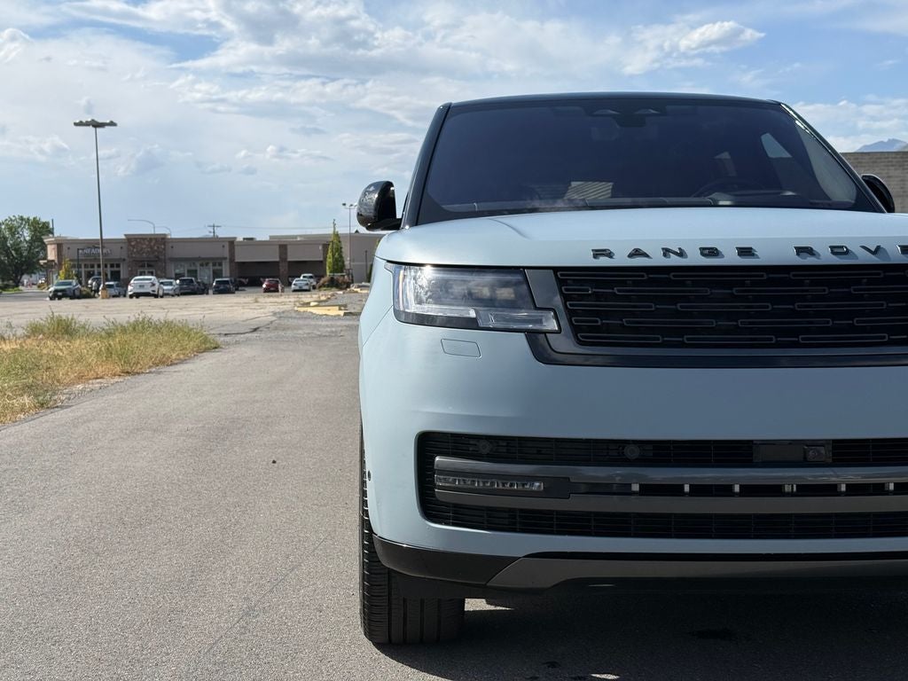 2023 Land Rover Range Rover SE