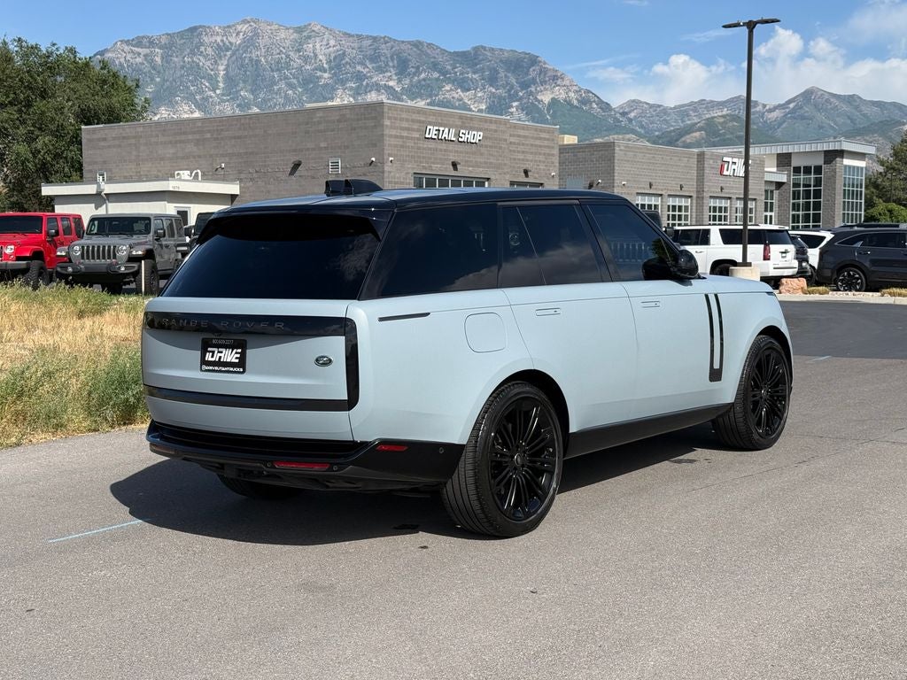 2023 Land Rover Range Rover SE