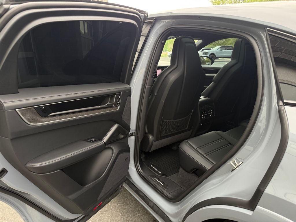 2026 Porsche Cayenne Coupe S